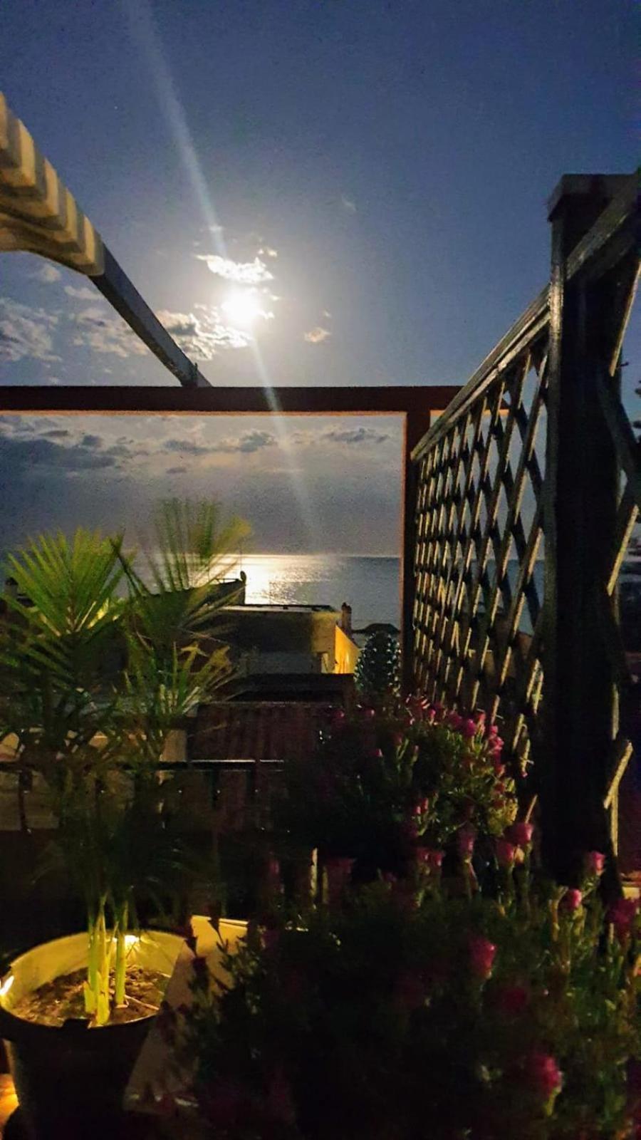 Terrazza Enjoy Apartment Letojanni Exterior foto